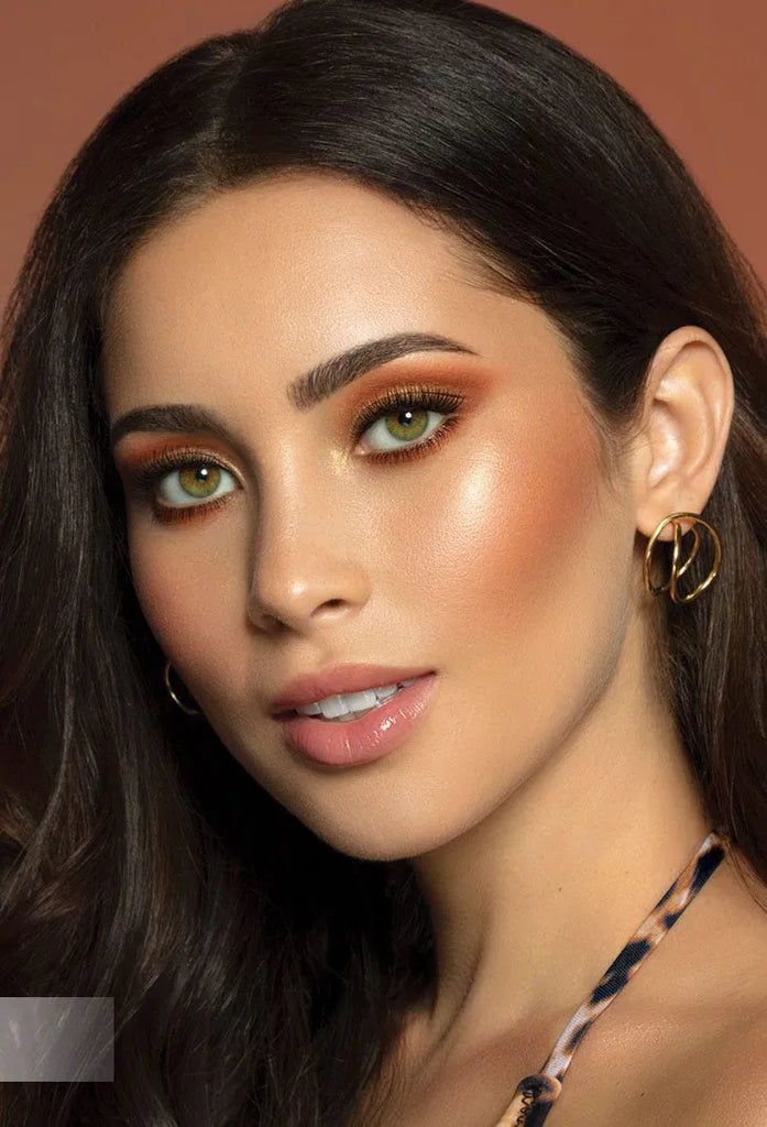 Close up of Brazen look